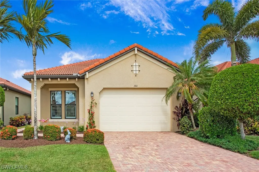 1421 Lucena Lane S Naples FL 34113