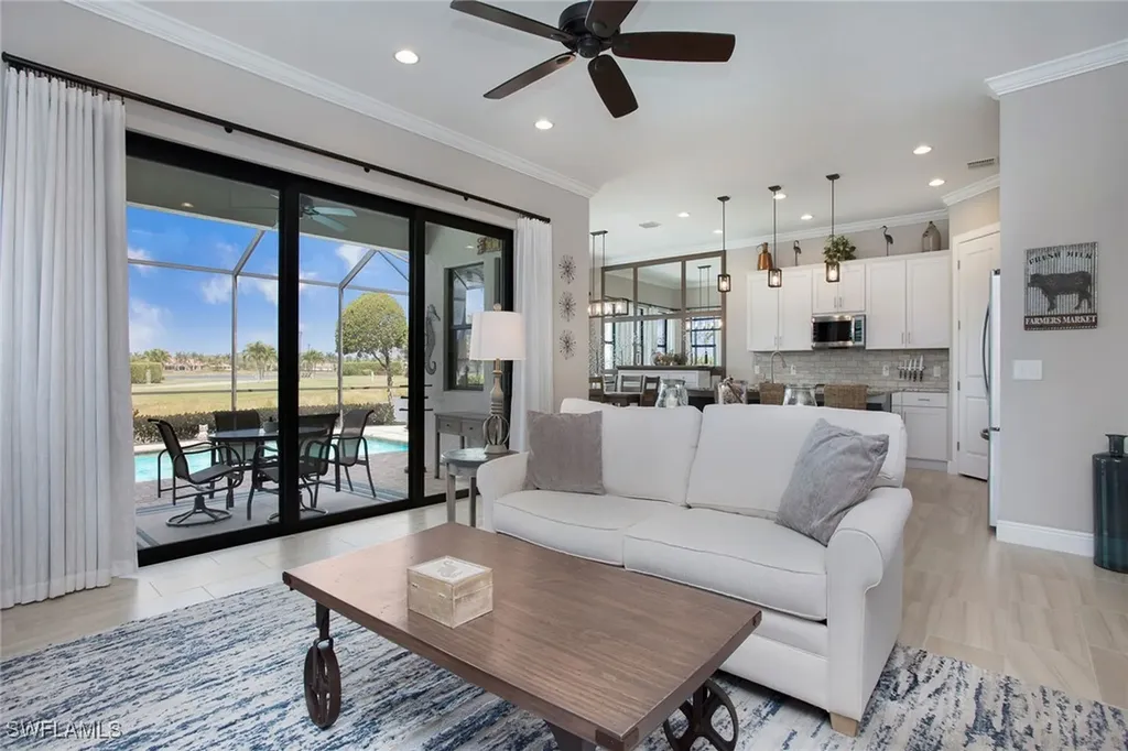 1421 Lucena Lane S Naples FL 34113