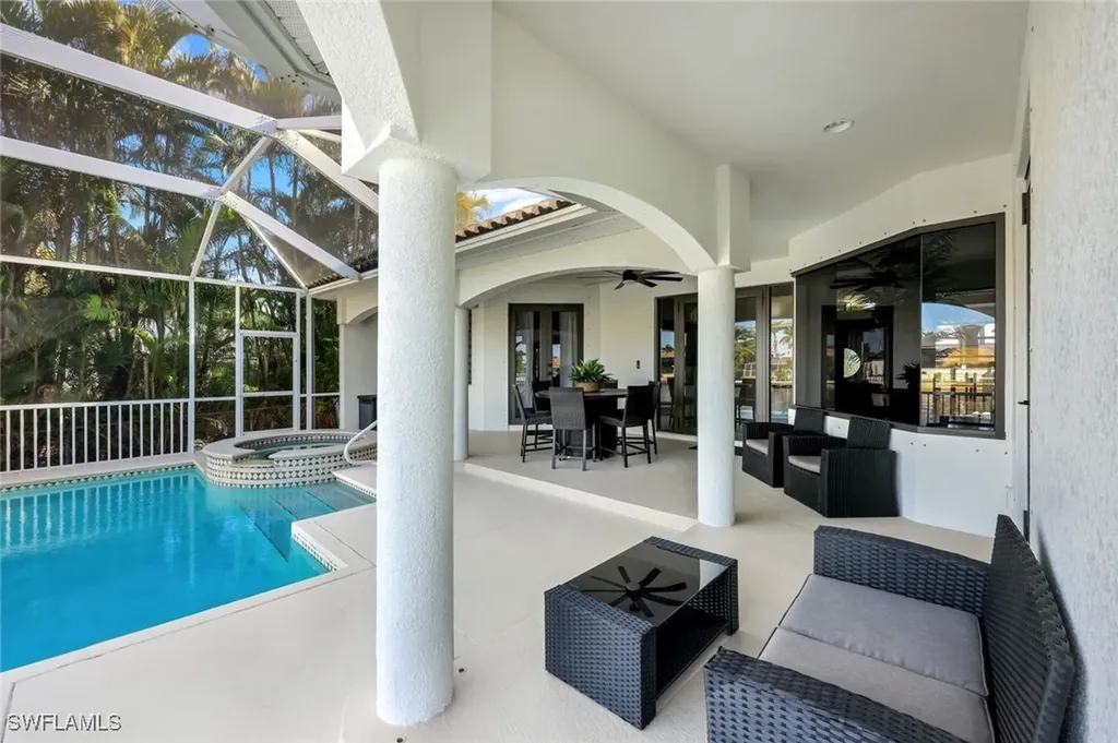 3917 SE 19th Avenue Cape Coral FL 33904