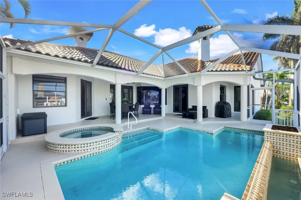 3917 SE 19th Avenue Cape Coral FL 33904