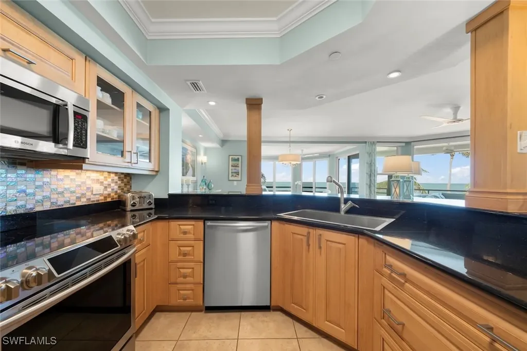 1602 Lands End Village Captiva FL 33924