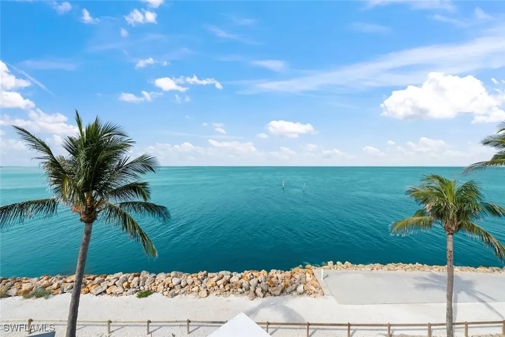 1602 Lands End Village Captiva FL 33924