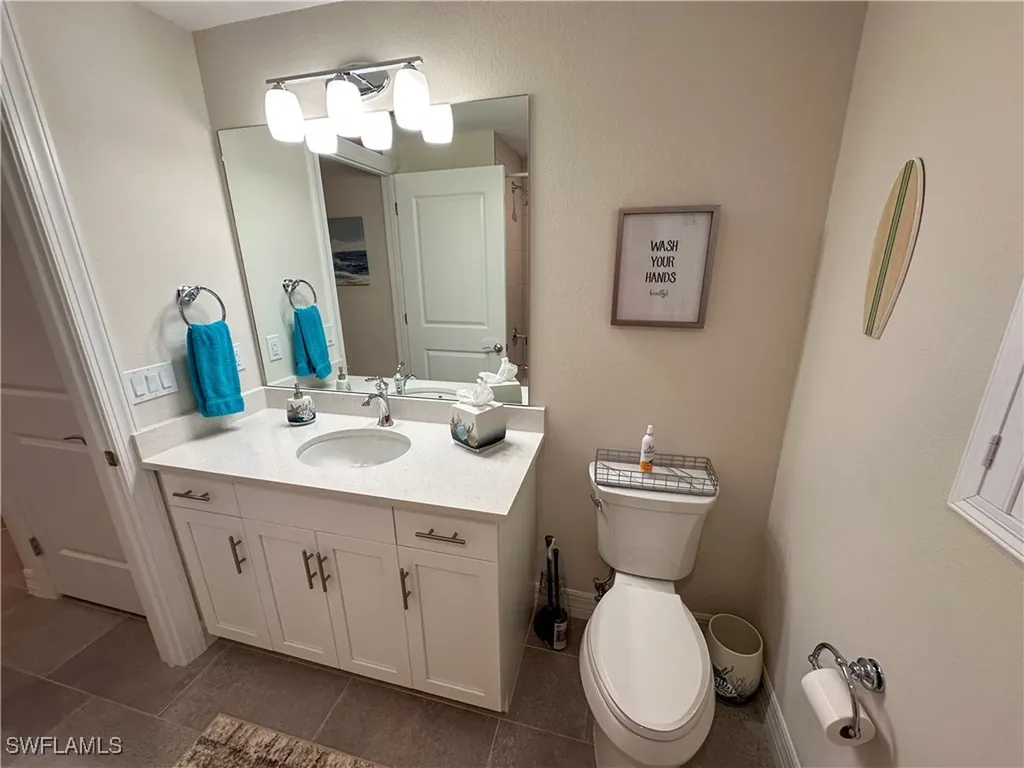 250 Indies Drive Naples FL 34114