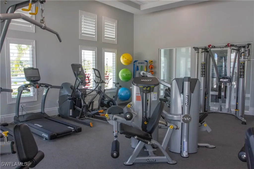 250 Indies Drive Naples FL 34114