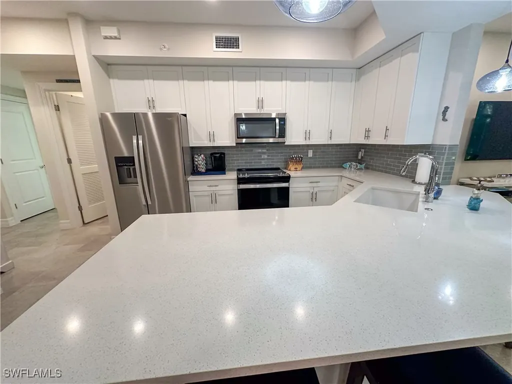 250 Indies Drive Naples FL 34114