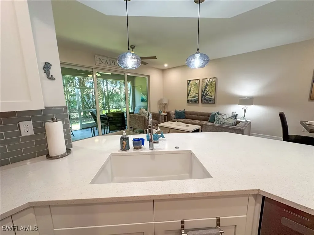 250 Indies Drive Naples FL 34114