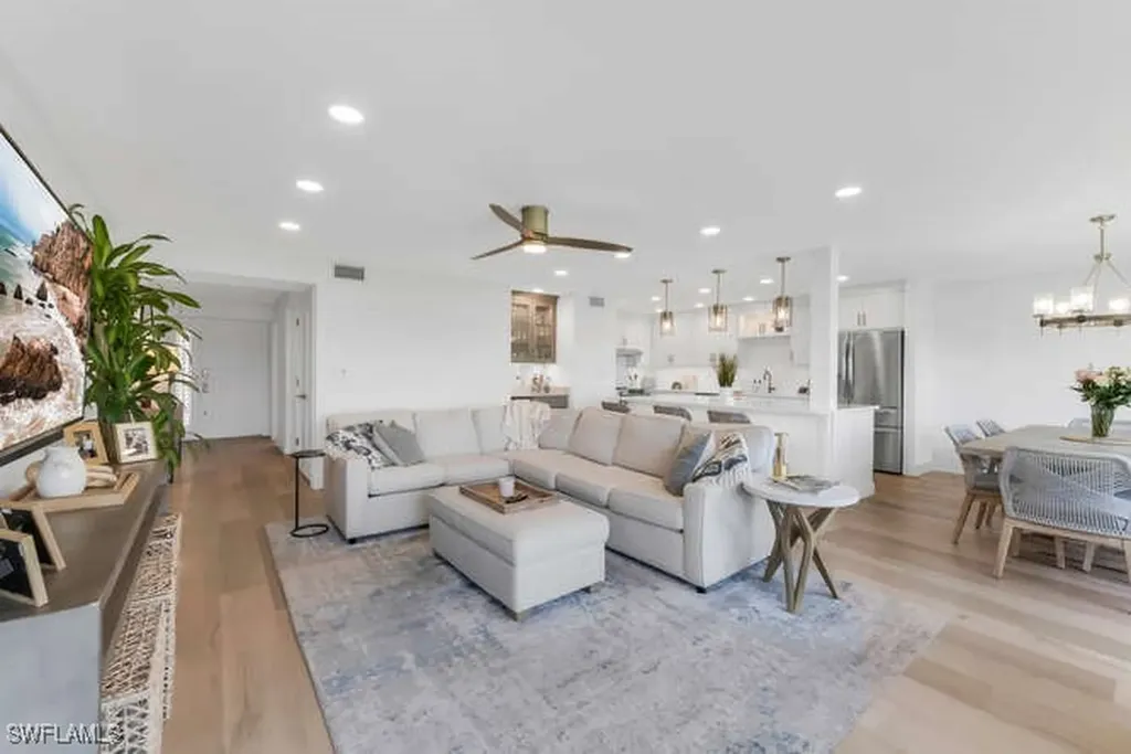 1023 Wildwood Lane Naples FL 34105