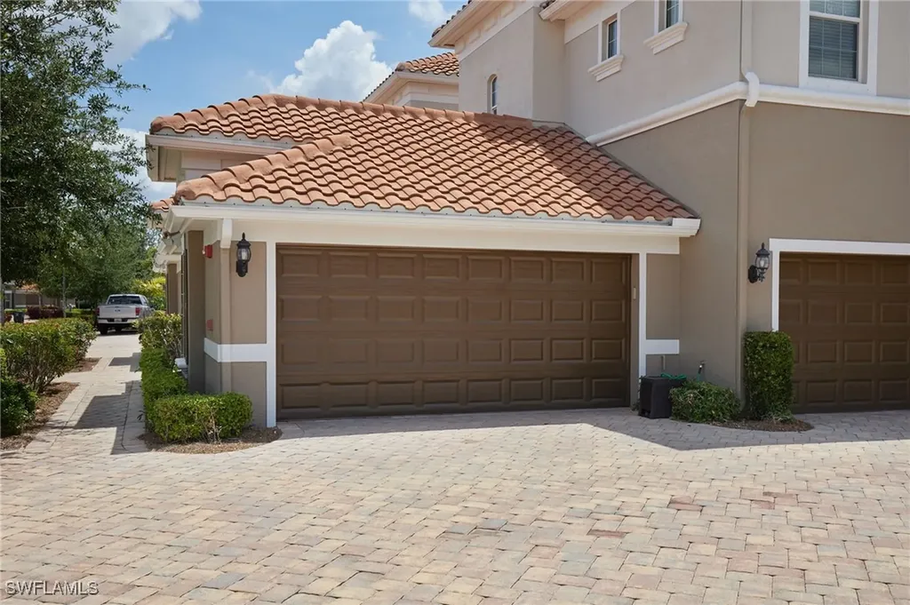 10230 Glastonbury Circle Fort Myers FL 33913