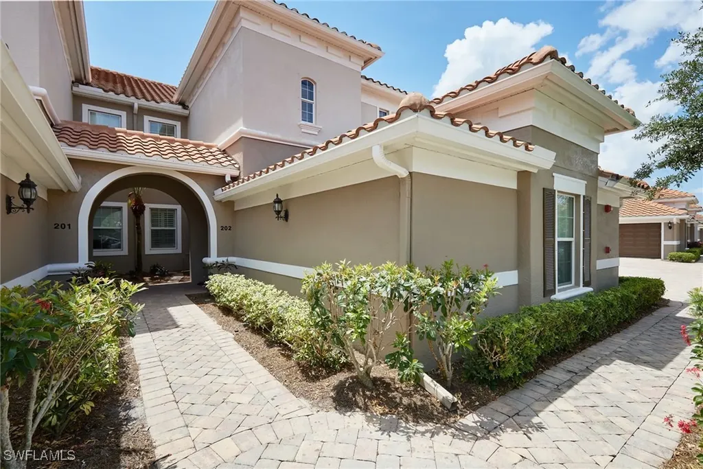 10230 Glastonbury Circle Fort Myers FL 33913