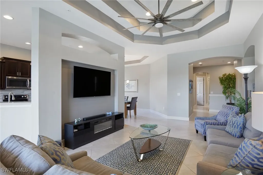 10230 Glastonbury Circle Fort Myers FL 33913
