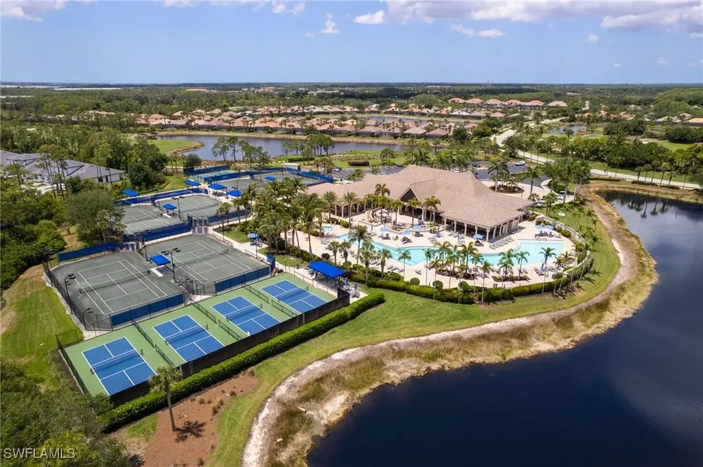 10230 Glastonbury Circle Fort Myers FL 33913