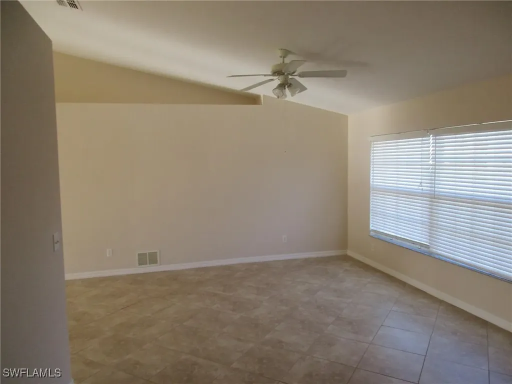 3303 SW 8th Court Cape Coral FL 33914