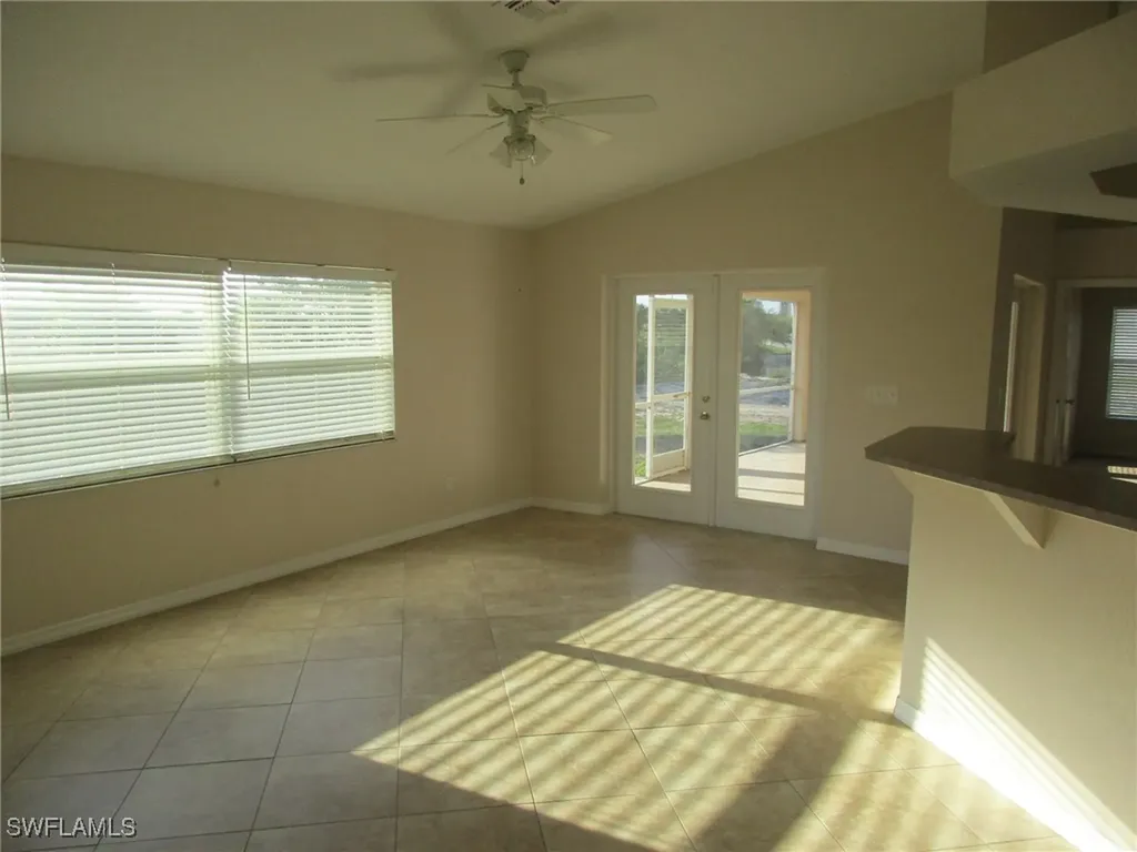 3303 SW 8th Court Cape Coral FL 33914