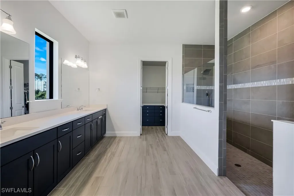 19600 Waterman Court Fort Myers FL 33913