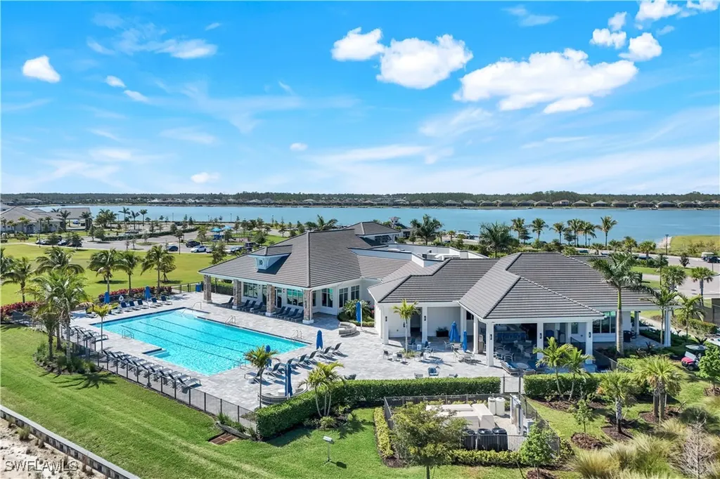 19600 Waterman Court Fort Myers FL 33913
