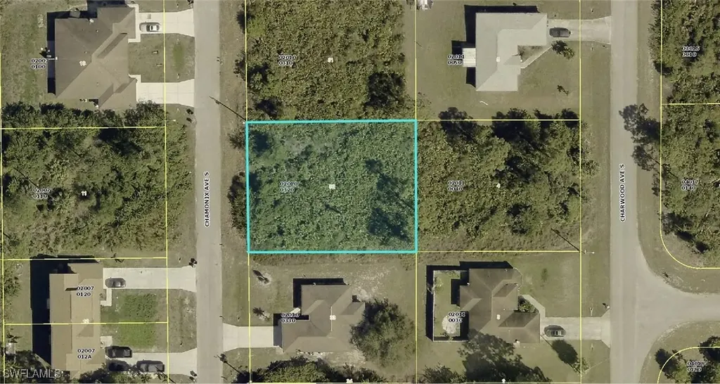385 Chamonix Avenue S Lehigh Acres FL 33974