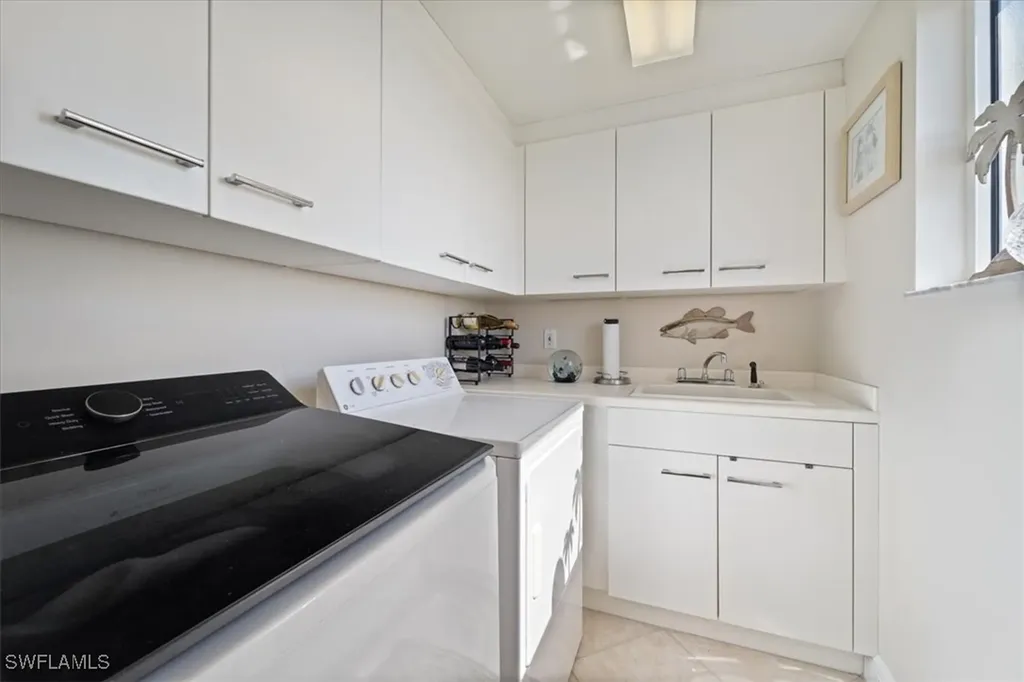 7225 Pelican Bay Boulevard Naples FL 34108