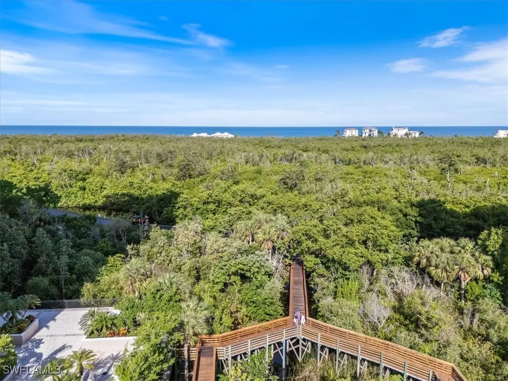 7225 Pelican Bay Boulevard Naples FL 34108