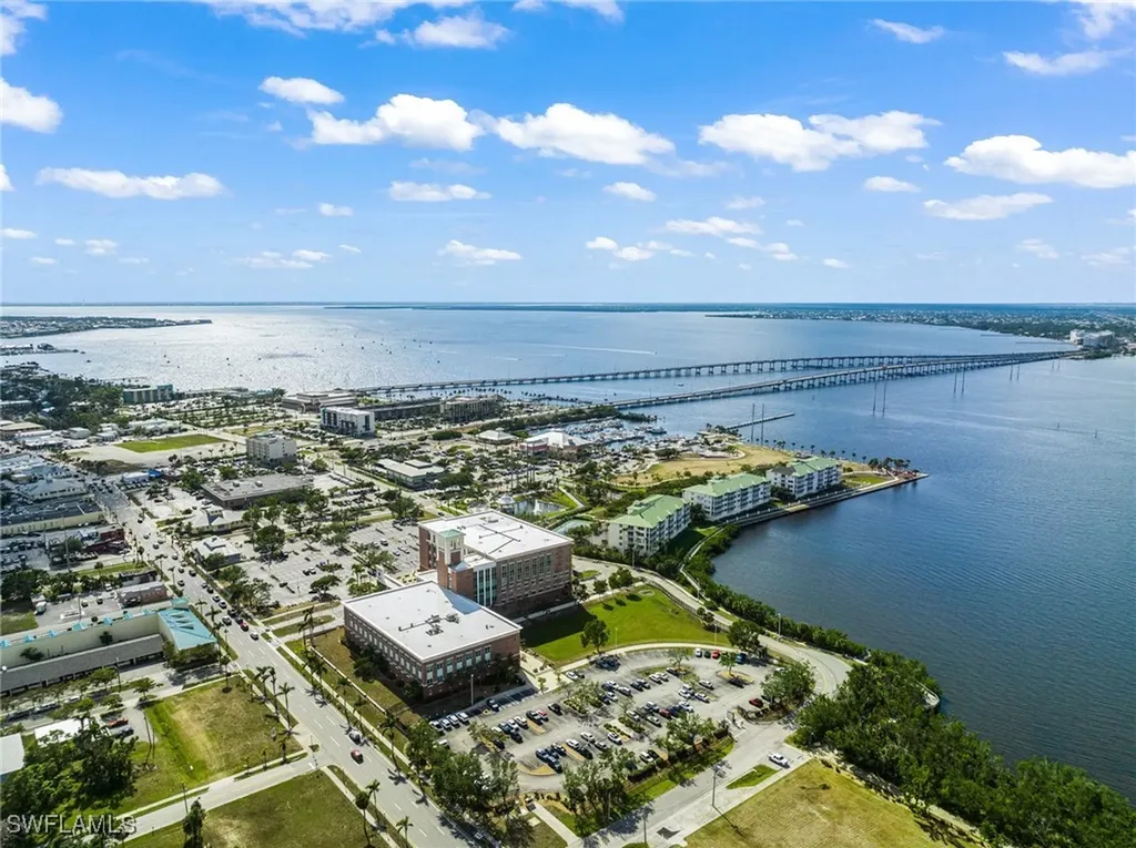 525 E Olympia Avenue Punta Gorda FL 33950