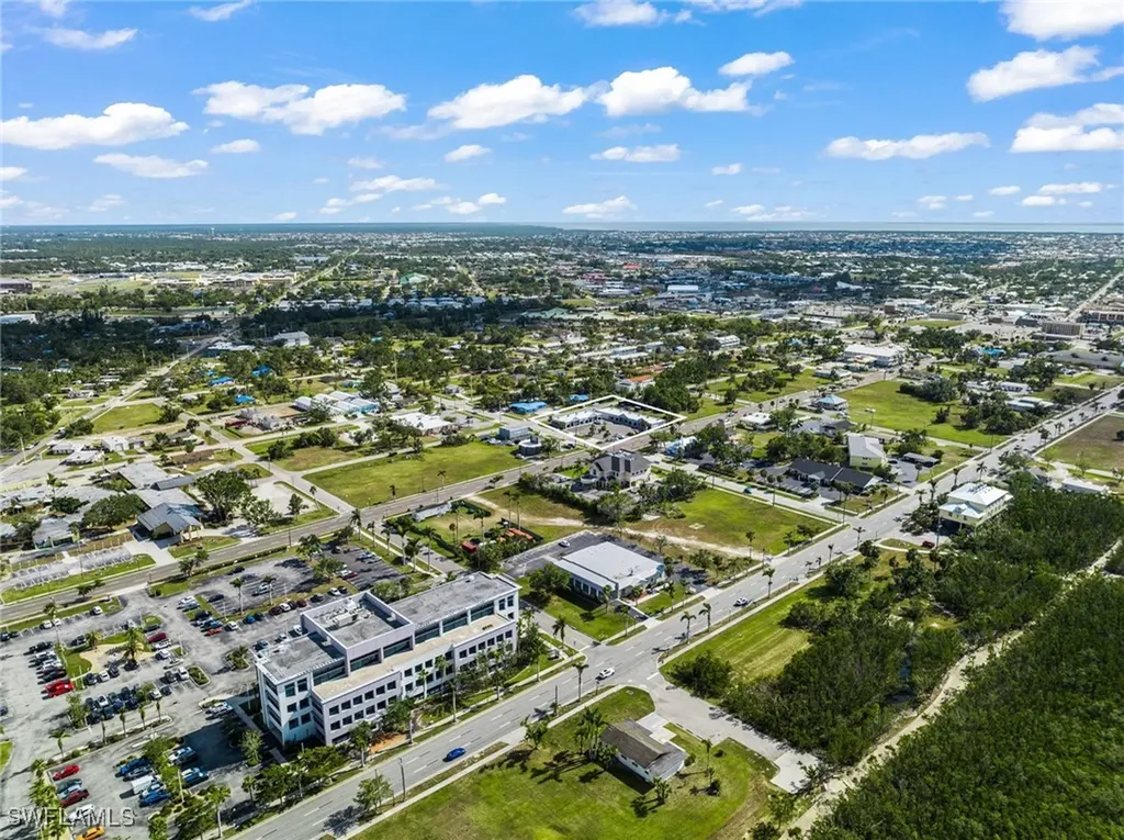 525 E Olympia Avenue Punta Gorda FL 33950