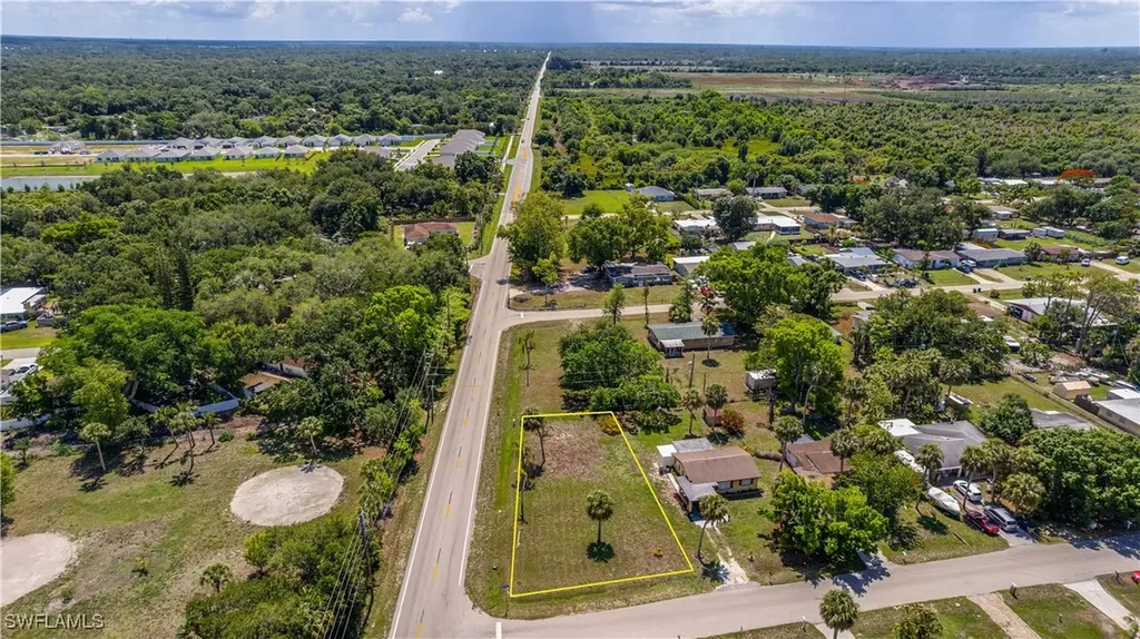 335 Ottumwa Avenue Fort Myers FL 33905