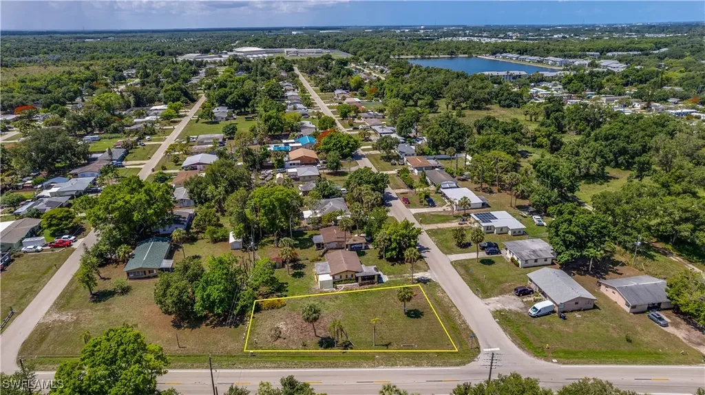 335 Ottumwa Avenue Fort Myers FL 33905