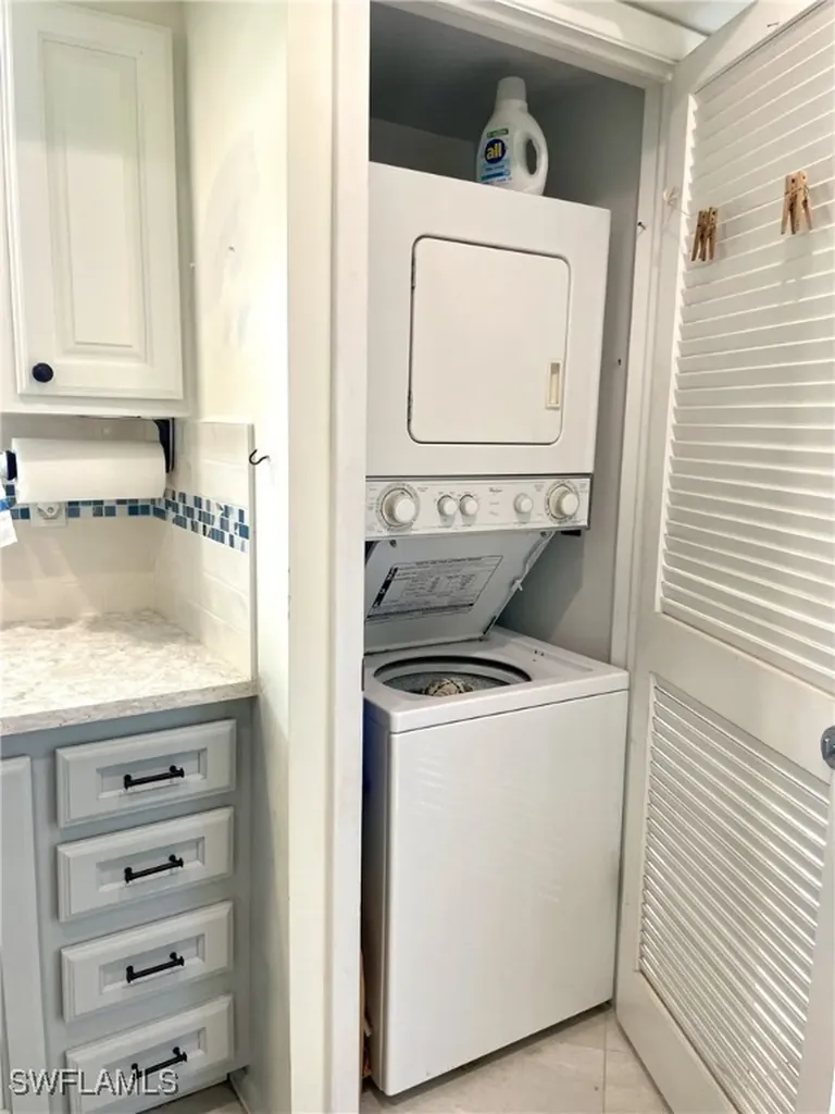 325 Charlemagne Boulevard Naples FL 34112