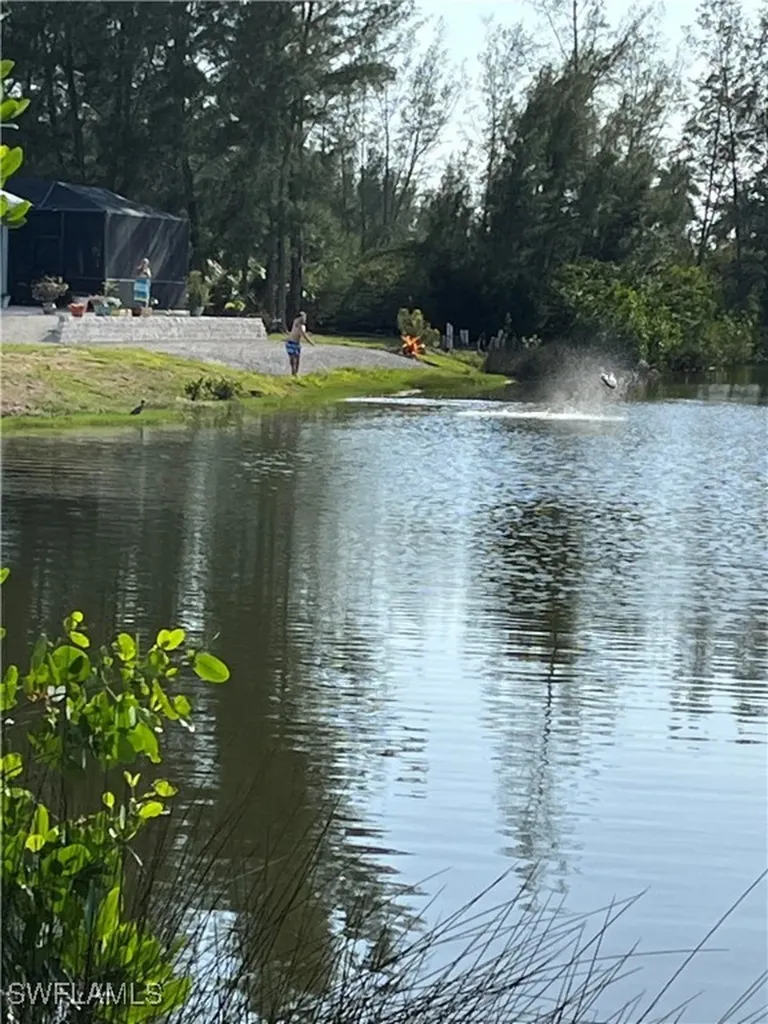 2753 Mangrove Street St. James City FL 33956