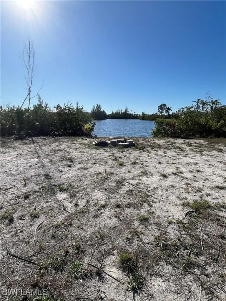 2753 Mangrove Street St. James City FL 33956