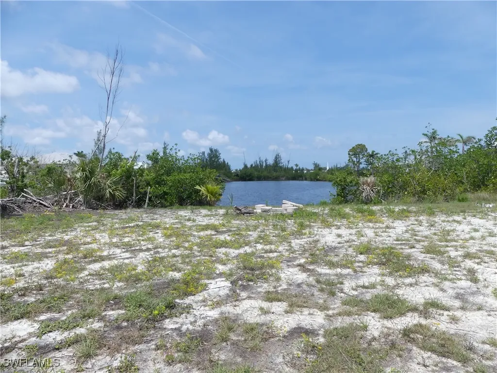 2753 Mangrove Street St. James City FL 33956