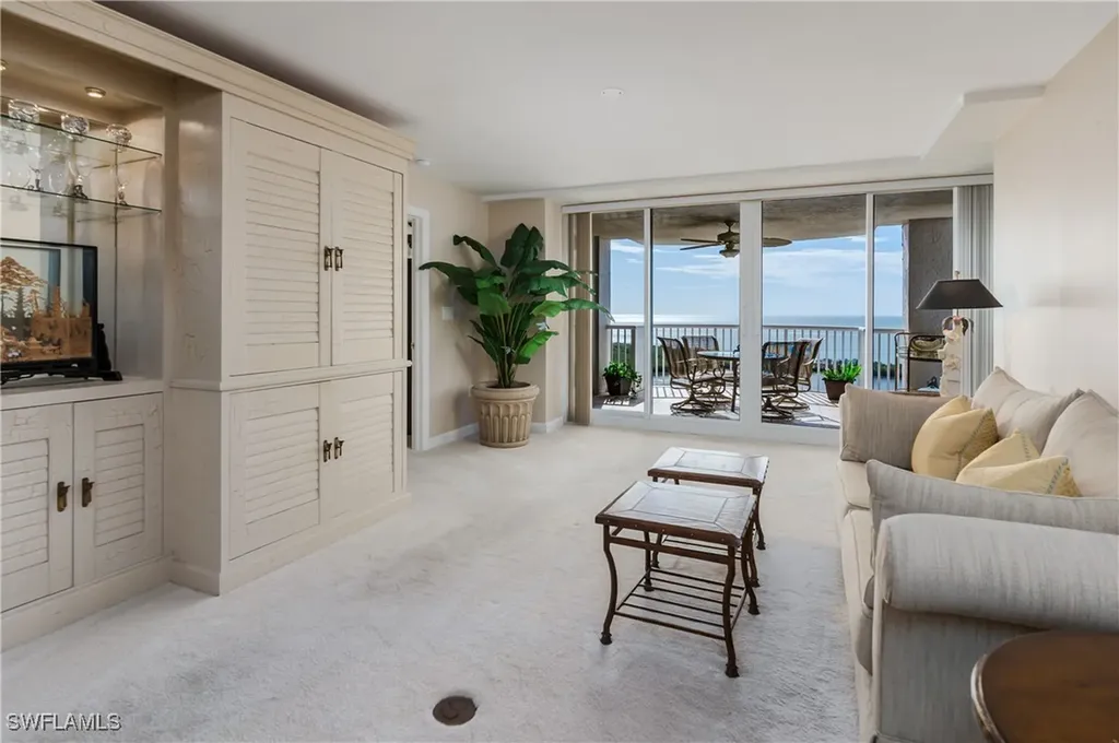 6849 Grenadier Boulevard Naples FL 34108