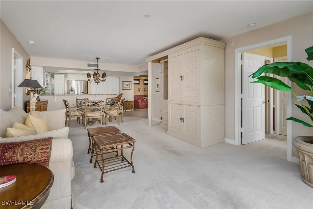 6849 Grenadier Boulevard Naples FL 34108
