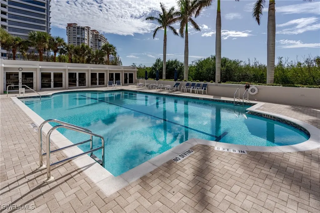 6849 Grenadier Boulevard Naples FL 34108