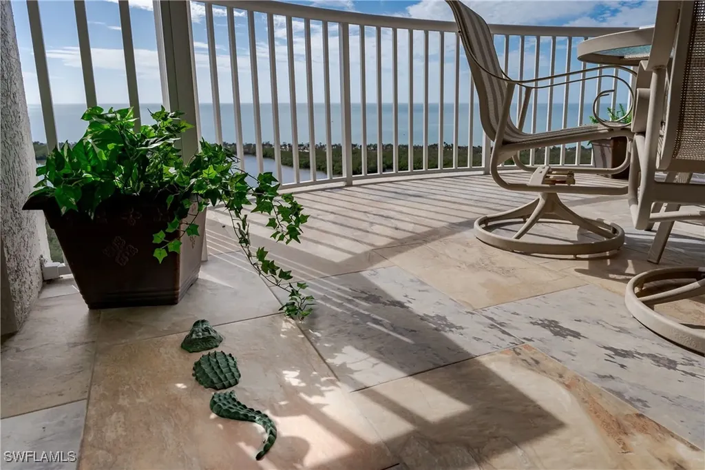 6849 Grenadier Boulevard Naples FL 34108