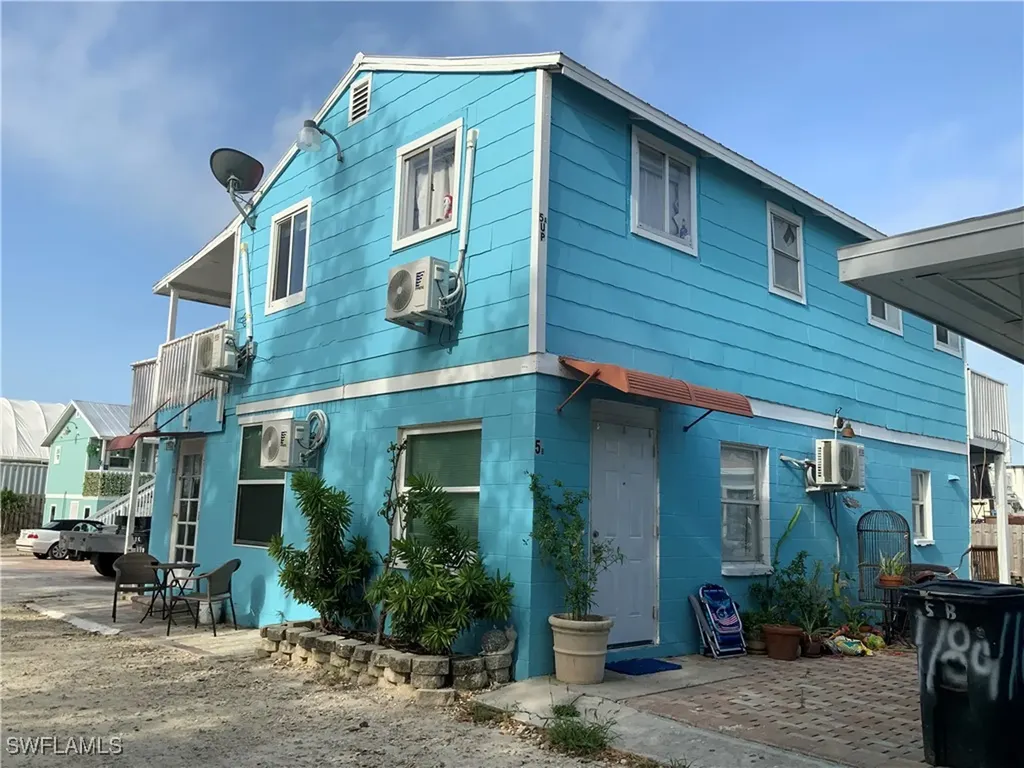 1180 Main Street Fort Myers Beach FL 33931