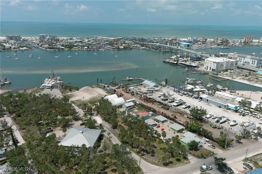 1180 Main Street Fort Myers Beach FL 33931