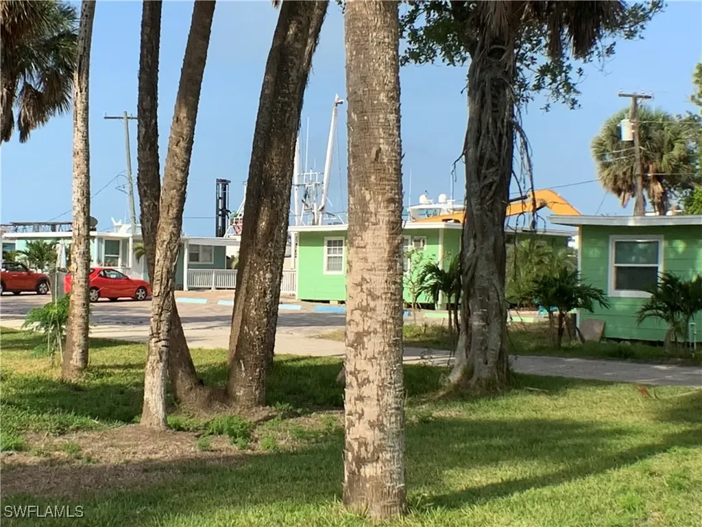 1180 Main Street Fort Myers Beach FL 33931