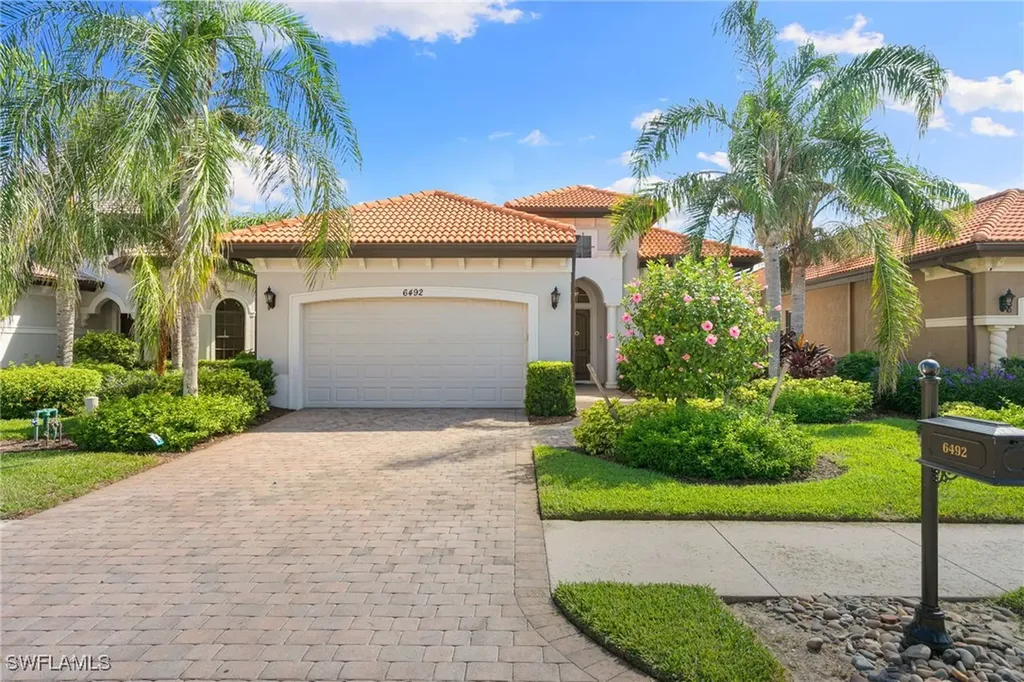 Naples FL, 6492 Caldecott Drive