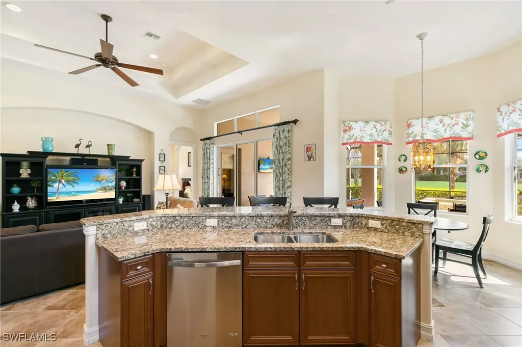 6492 Caldecott Drive Naples FL 34113