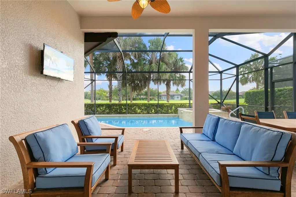 6492 Caldecott Drive Naples FL 34113