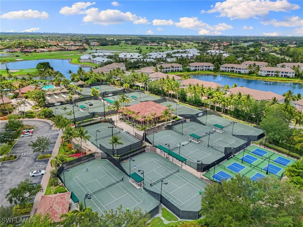 6492 Caldecott Drive Naples FL 34113