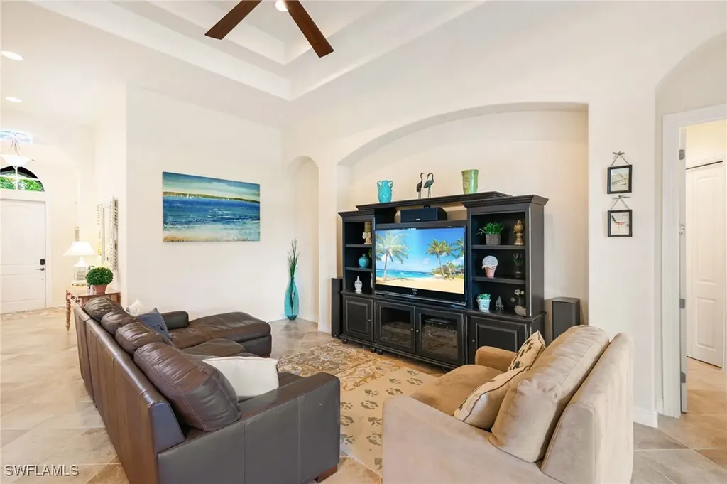 6492 Caldecott Drive Naples FL 34113