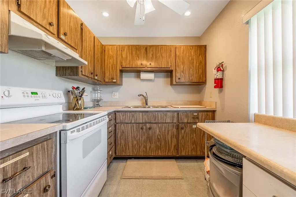 1830 Brantley Road Fort Myers FL 33907