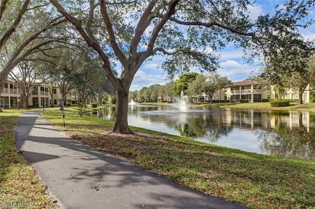 300 Diamond Circle Naples FL 34110