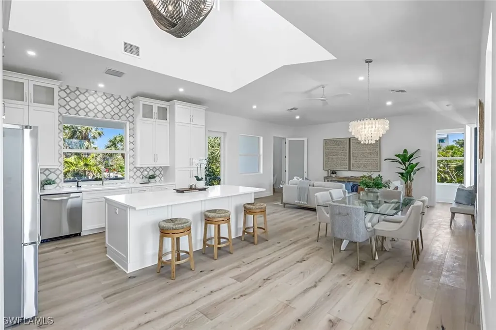 742 Nerita Street Sanibel FL 33957