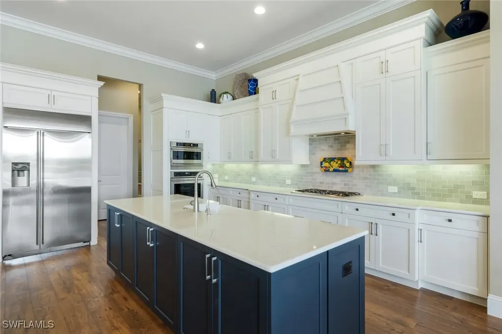 9010 Arrezo Court Naples FL 34119