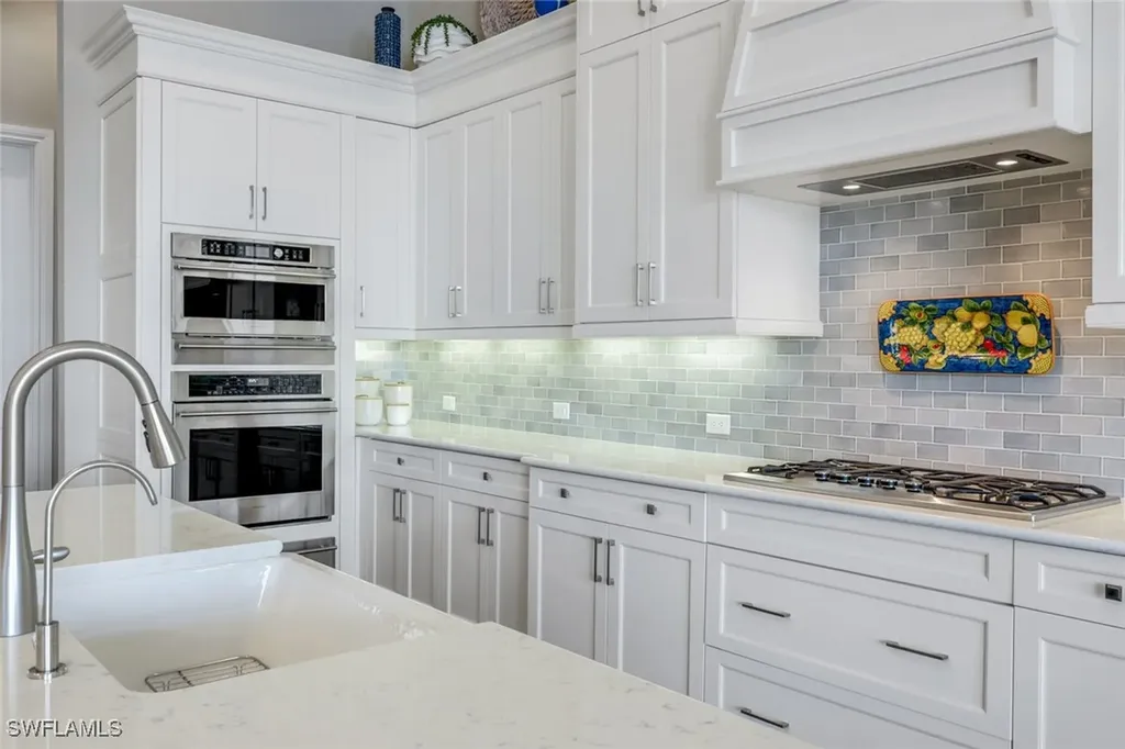 9010 Arrezo Court Naples FL 34119