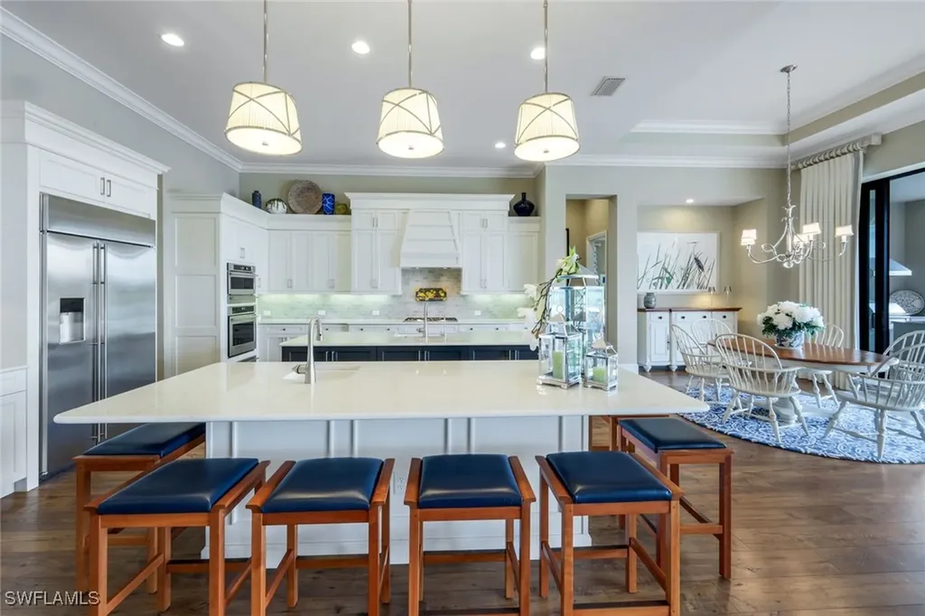 9010 Arrezo Court Naples FL 34119