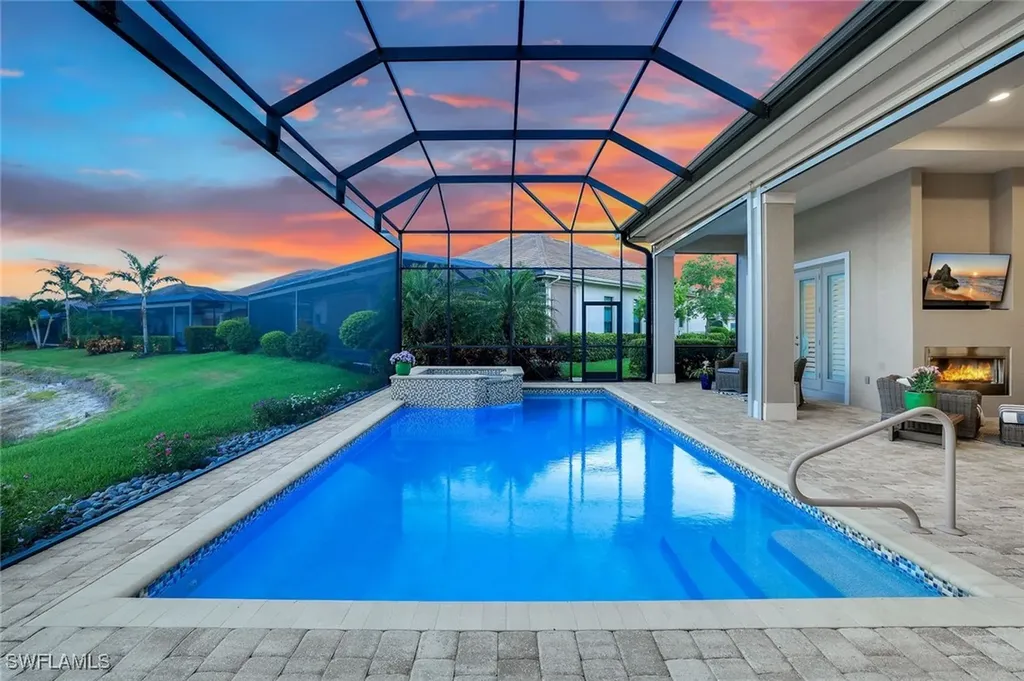 9010 Arrezo Court Naples FL 34119