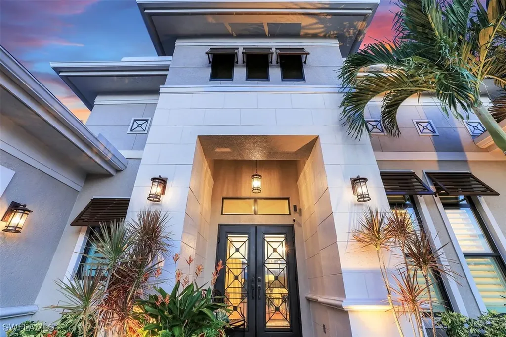 9010 Arrezo Court Naples FL 34119